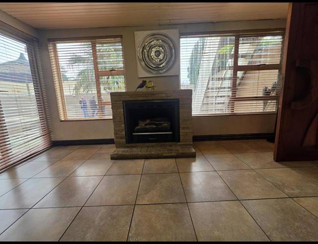 4 BEDROOM HOUSE FOR SALE IN BRACKENDOWNS